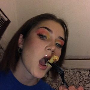 Meet your Posher, Cierra